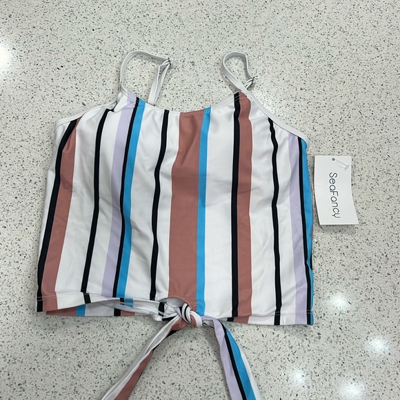 Swim top - Picture 1 of 3